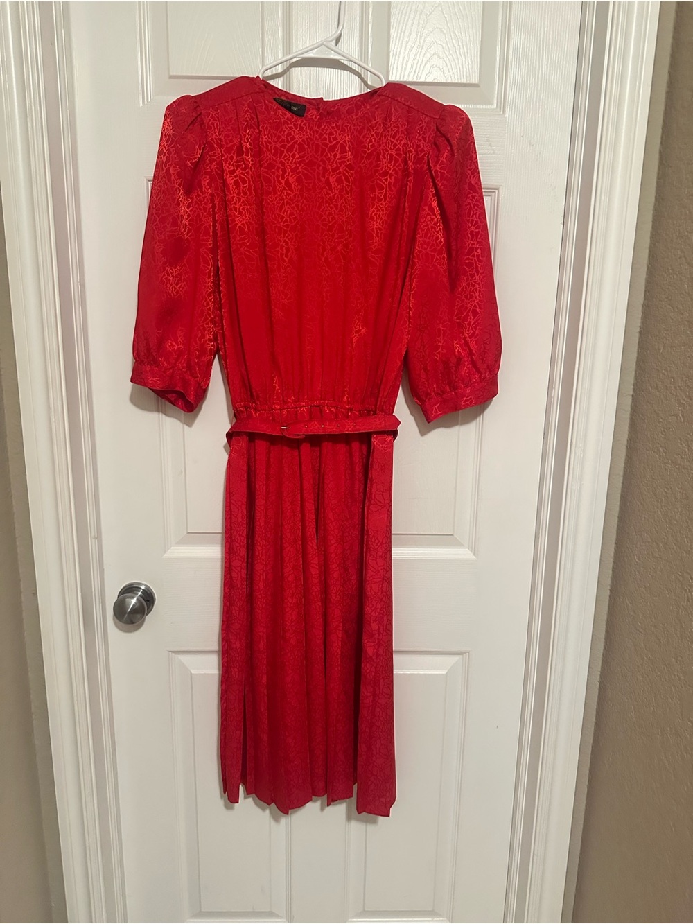 Vintage Epitome Red Jacquard Midi Dress Size 8 Belted Puff Sleeve 80s
